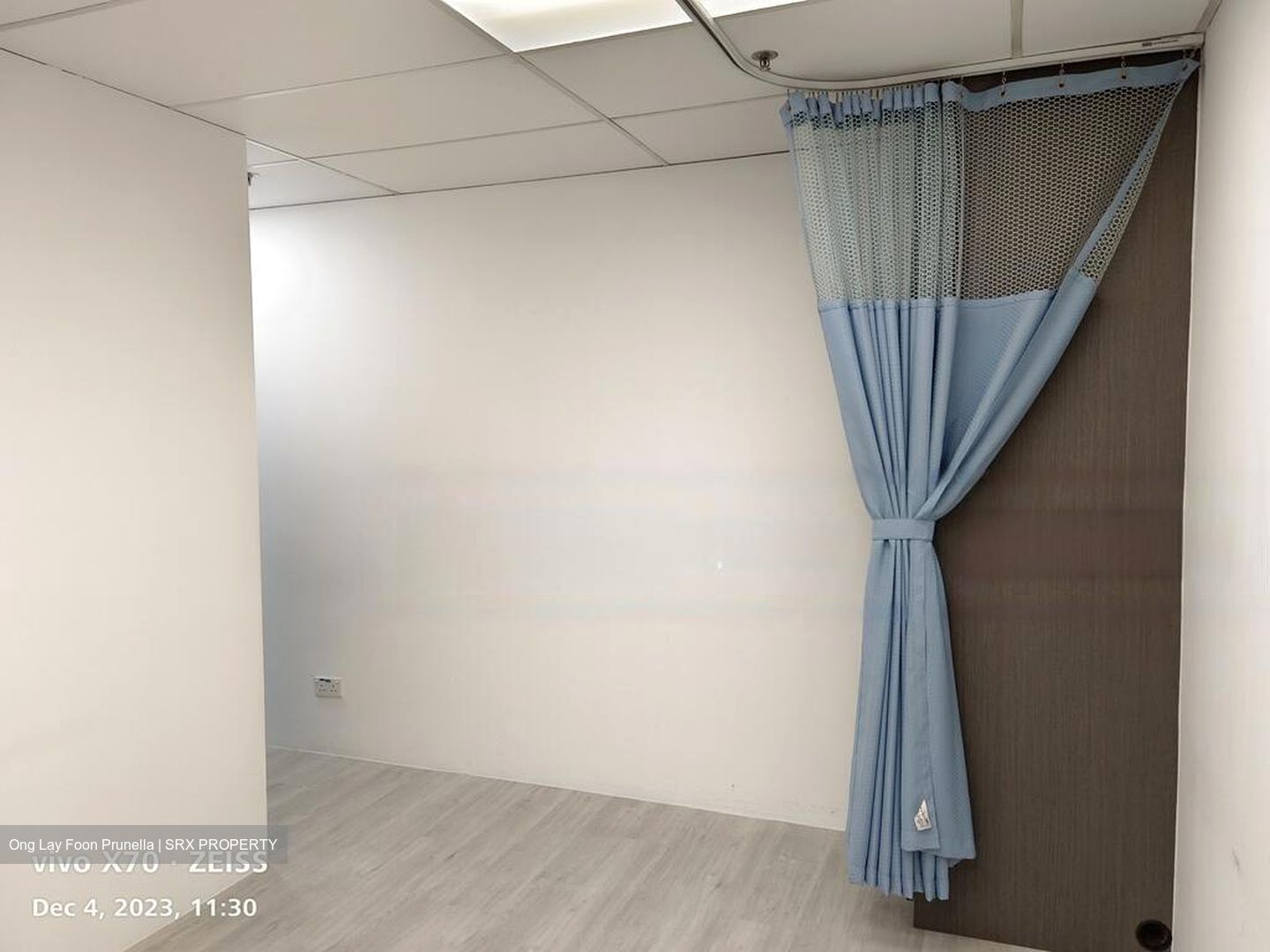 Mount Elizabeth Hospital (D9), Retail #580629201